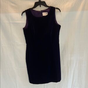 Elegant Purple Velvet Sleeveless Sheath Dress